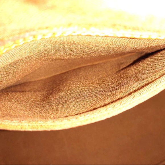 Louis Vuitton Alma Monogram PM - Picture 10 of 15